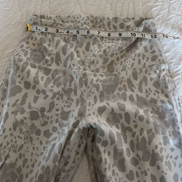 Lululemon Align Leopard Print leggings - Picture 4 of 6